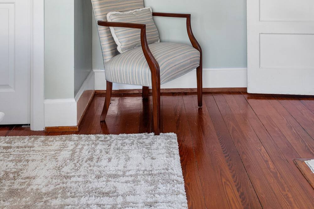 Photo of Bedroom in South of Broad