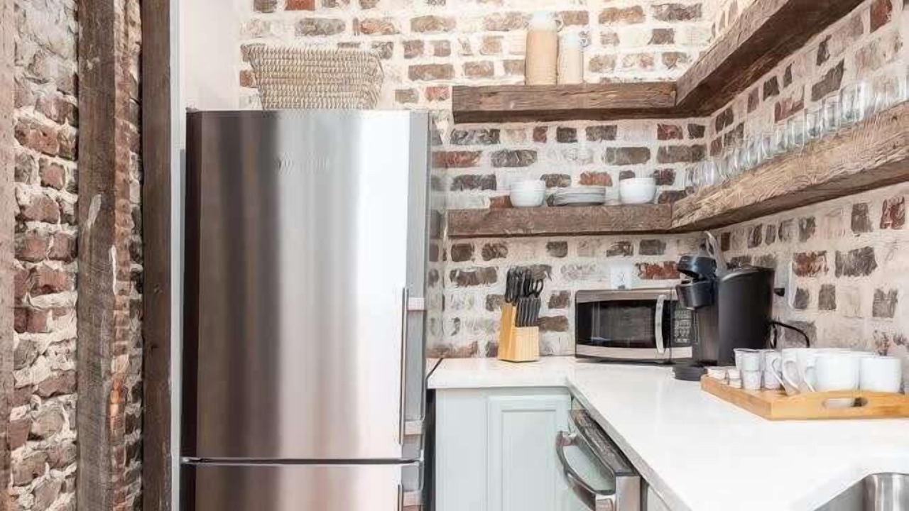 Photo of Kitchen in Cannonborough Elliotborough