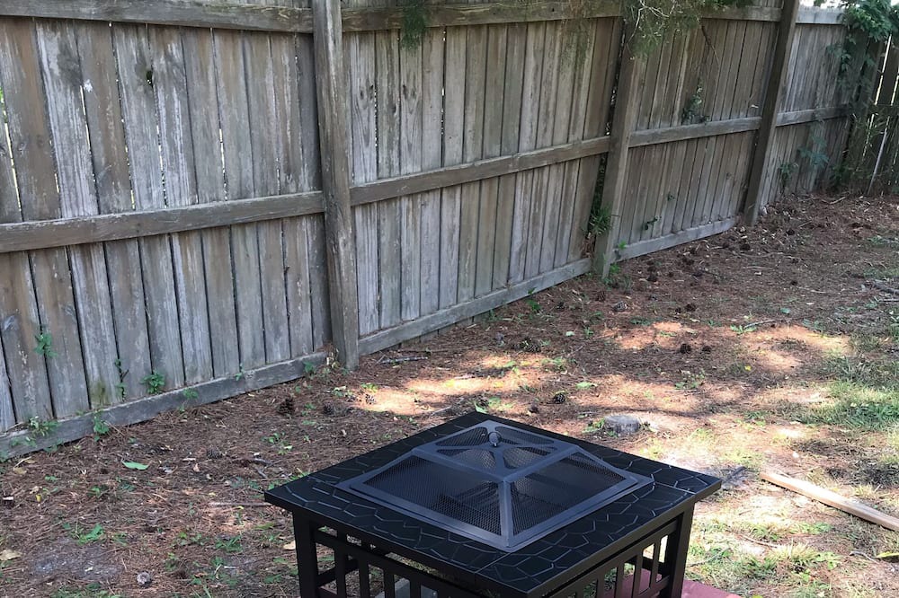 Photo of Outdoor in Huntcliff