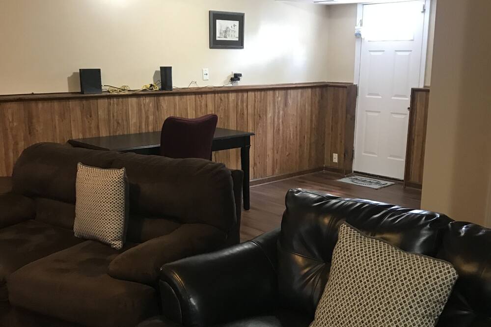 Photo of Livingroom in Huntcliff