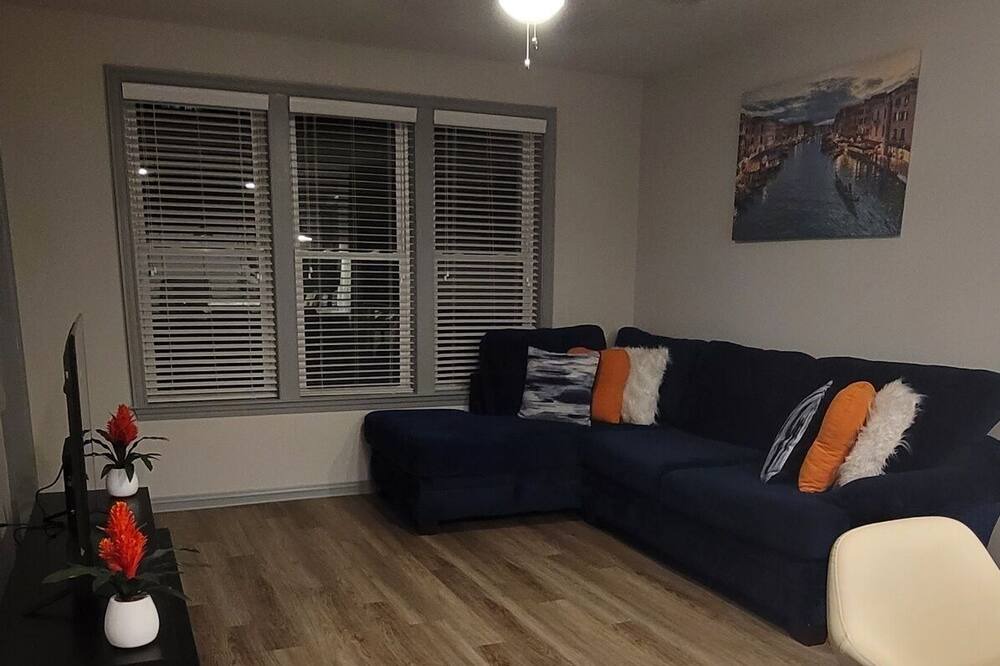 Photo of Bedroom in Downtown Charleston