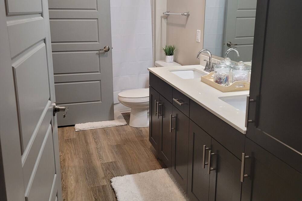 Photo of Bathroom in Downtown Charleston