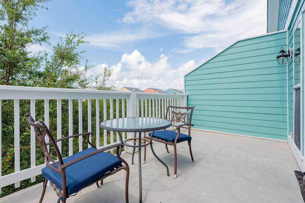 Photo of Bedroom in Waters Edge