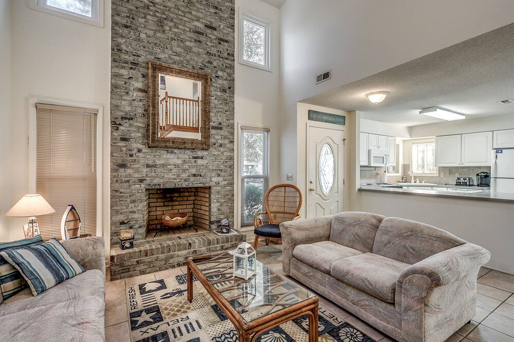 Photo of Livingroom in Ocean Grove