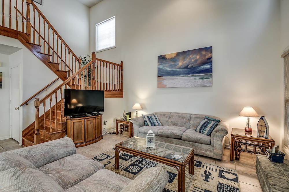 Photo of Livingroom in Ocean Grove