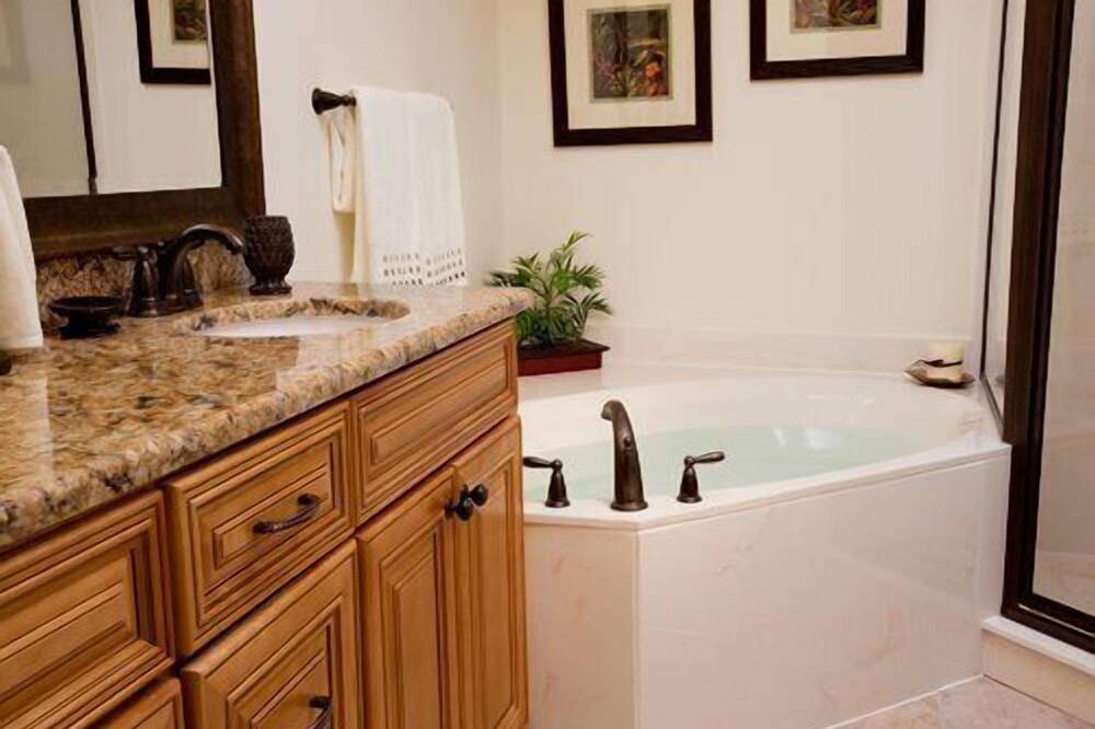Photo of Bathroom in North Forest Beach