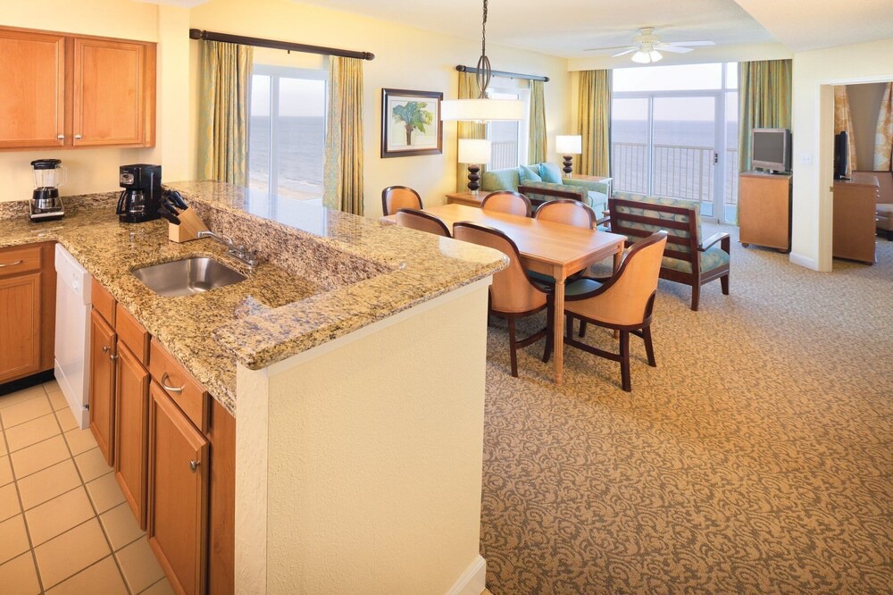 Photo of Kitchen in Arcadian Shores