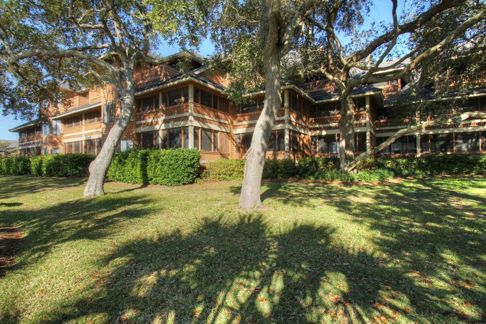Photo of Outdoor in Arcadian Shores