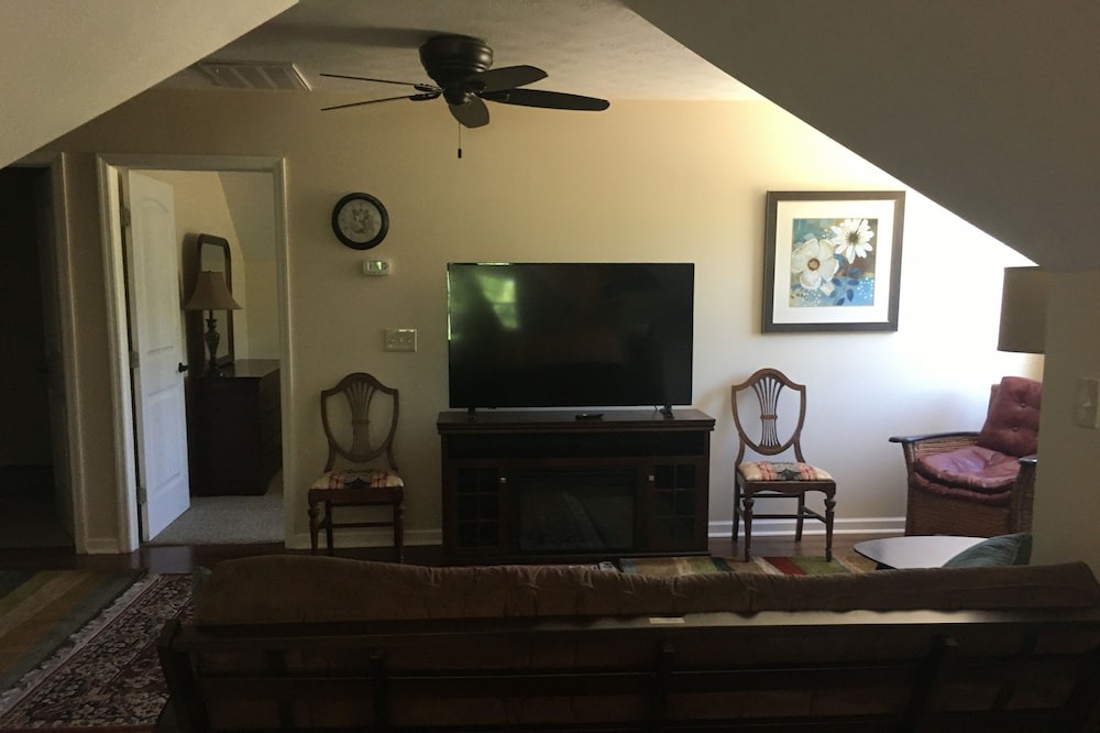 Photo of Livingroom in Aiken