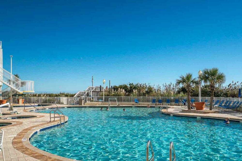Photo of Outdoor in Arcadian Shores