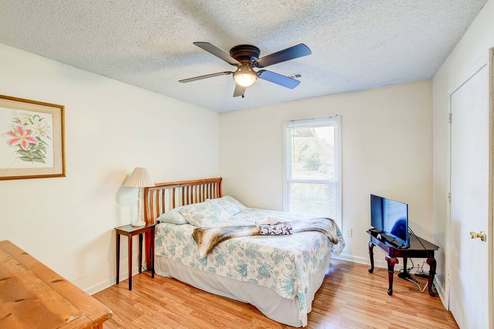 Photo of Bedroom in Mount Pleasant