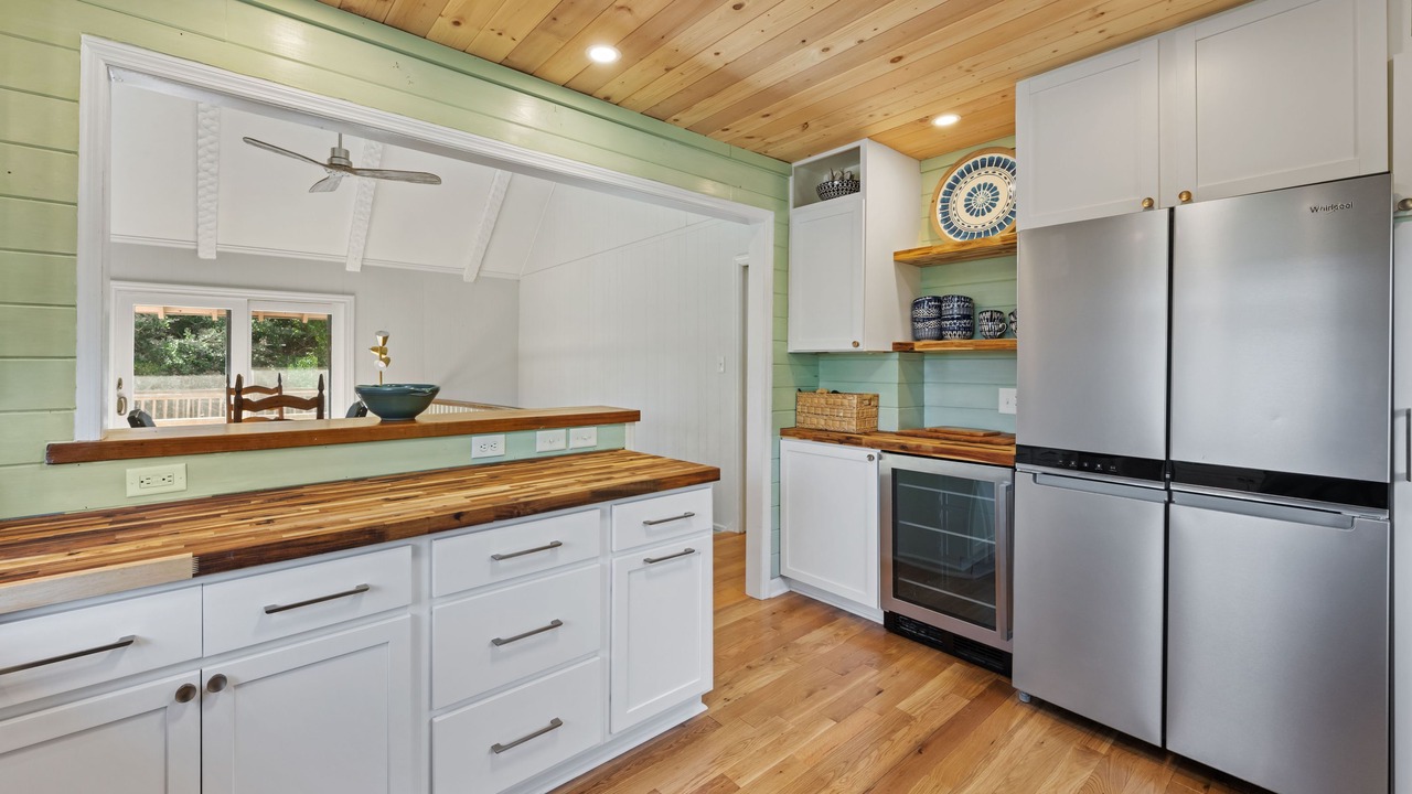 Photo of Kitchen in Debordieu Colony