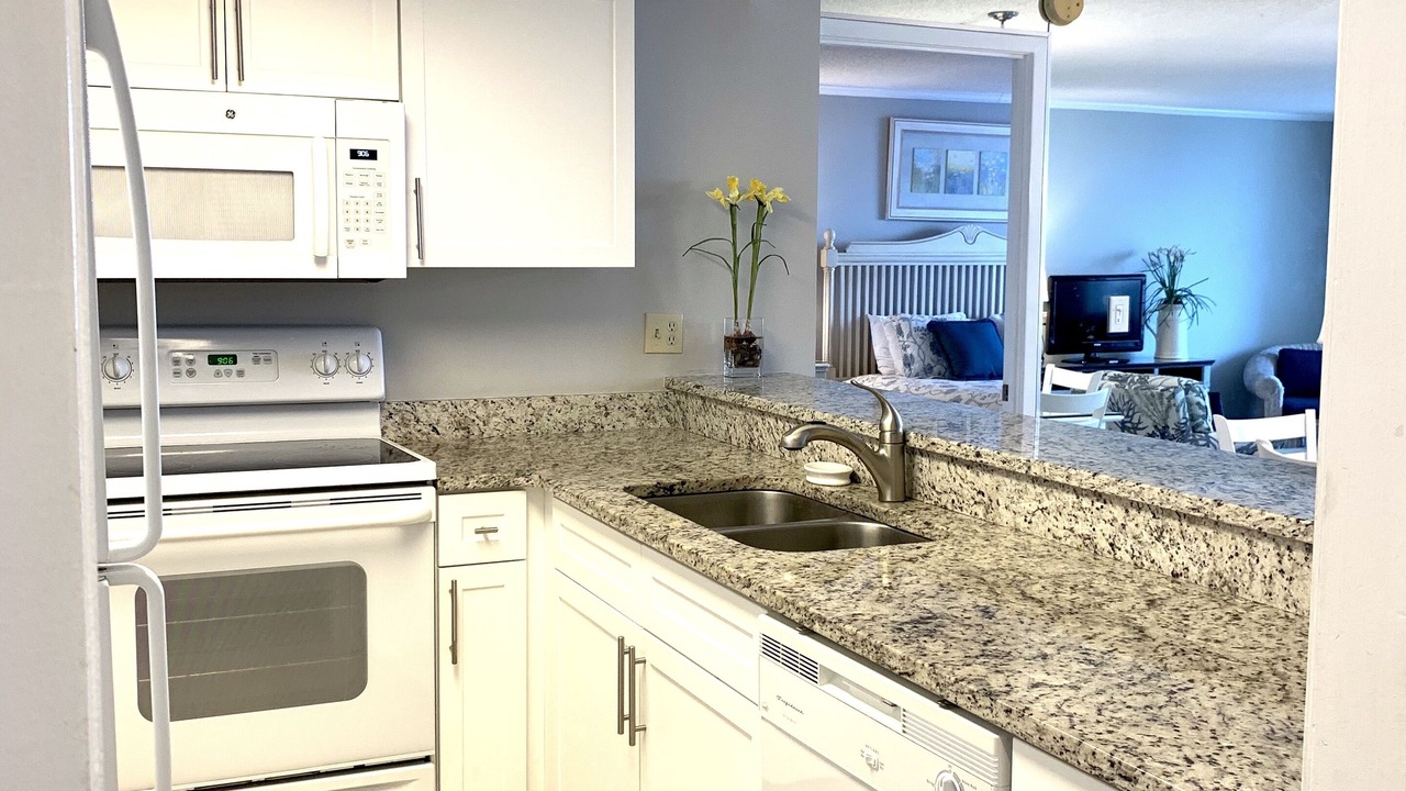 Photo of Kitchen in Arcadian Shores