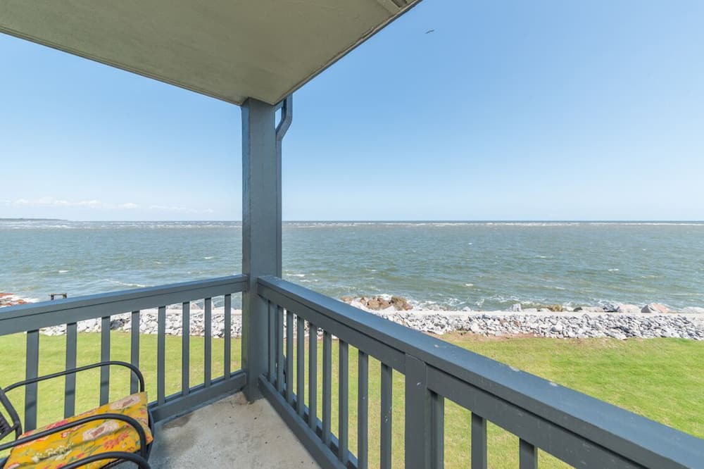 Photo of Patio Balcony in Saint Helena Island