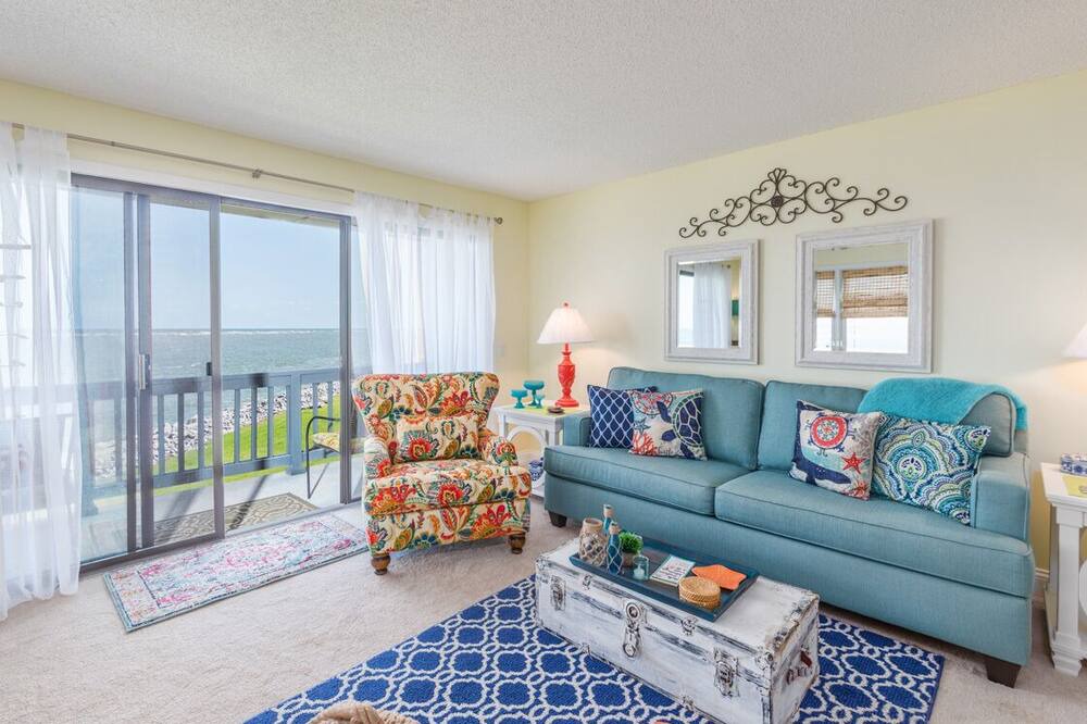 Photo of Livingroom in Saint Helena Island