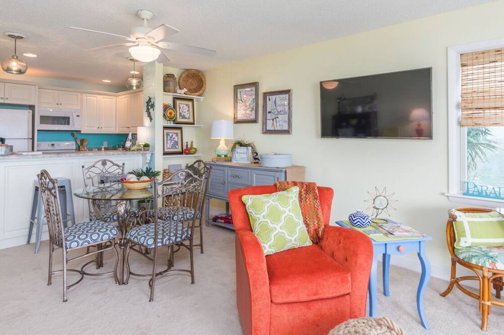 Photo of Livingroom in Saint Helena Island