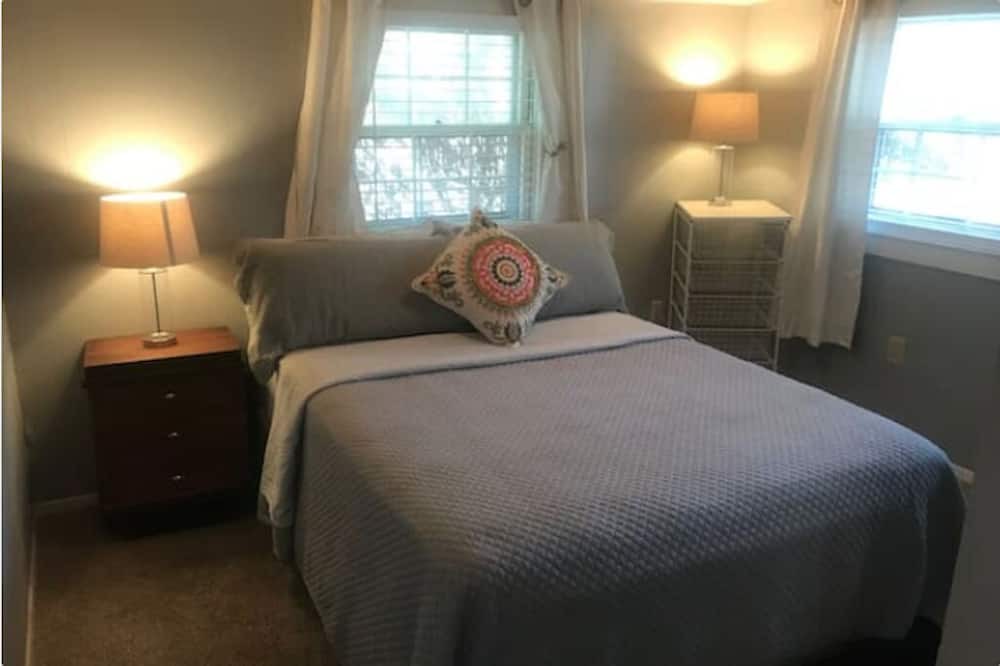 Photo of Bedroom in Shandon
