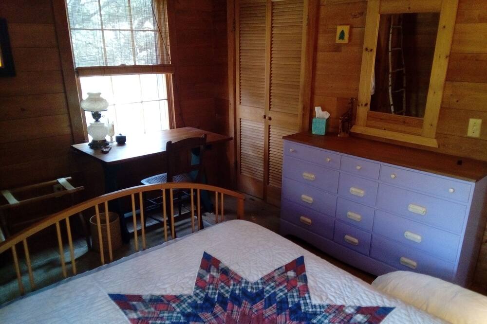 Photo of Livingroom in McClellanville