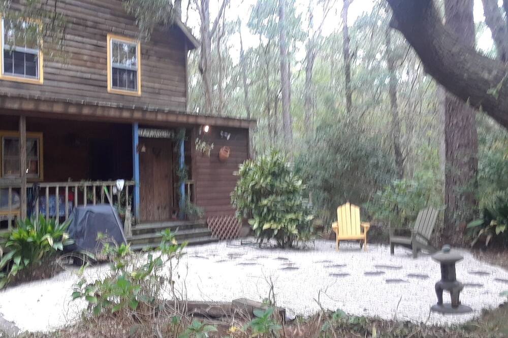Photo of Others in McClellanville