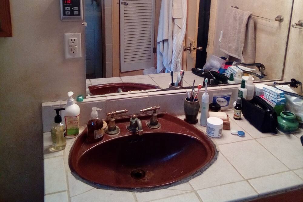 Photo of Bathroom in McClellanville