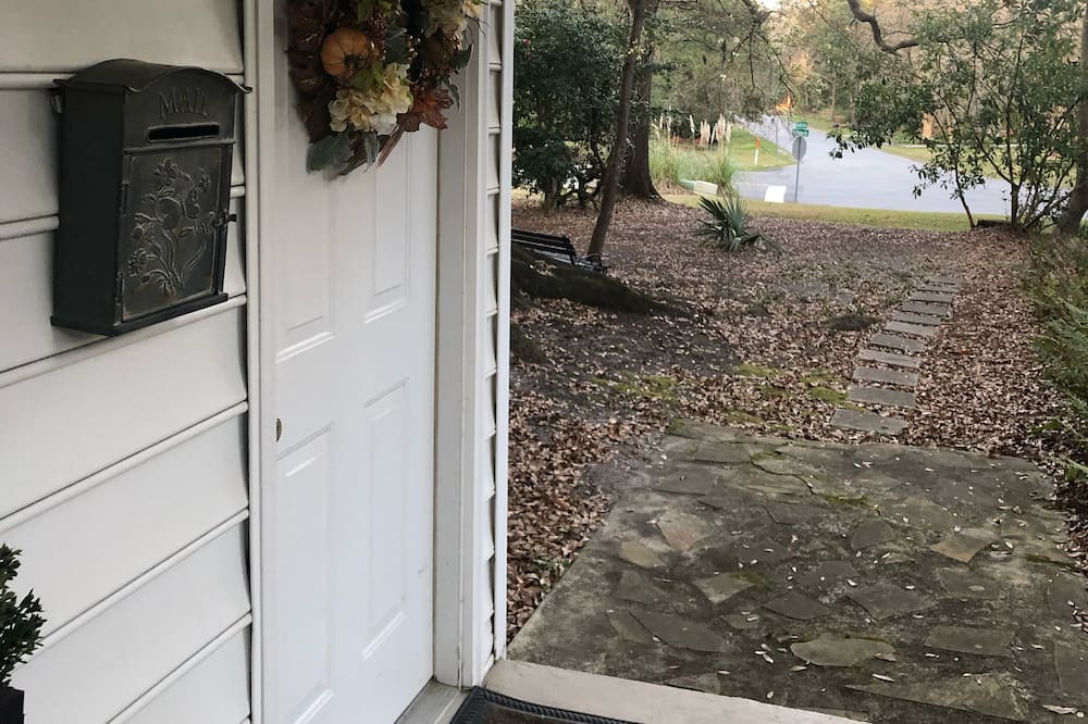 Photo of Others in Summerville Historic District