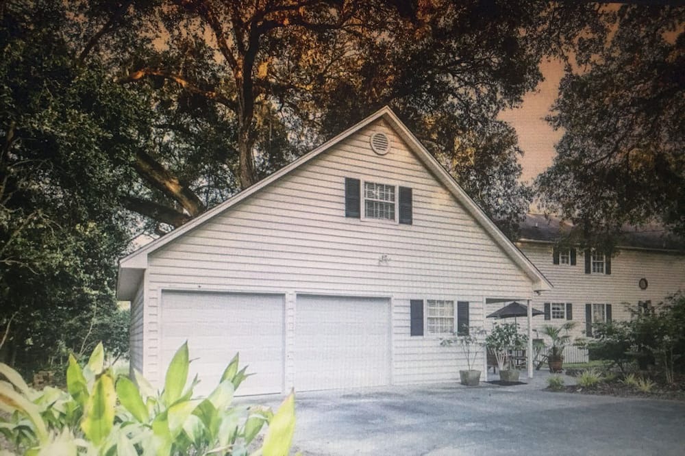 Photo of Others in Summerville Historic District