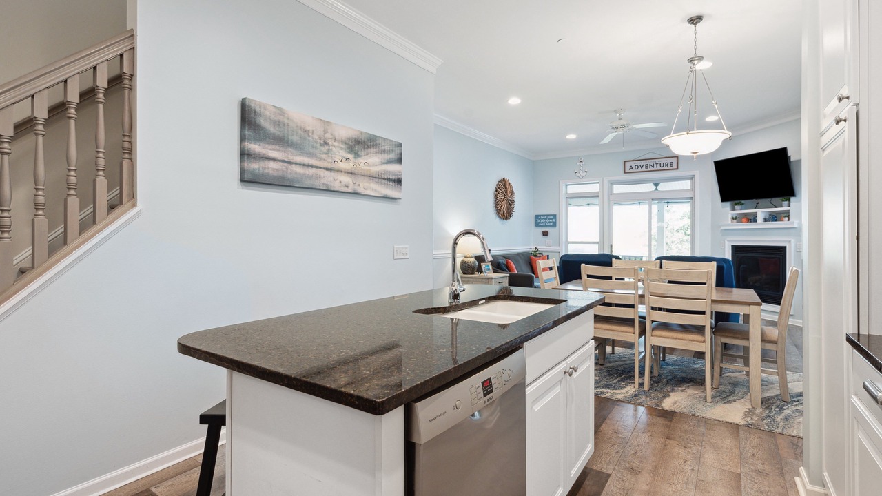 Photo of Kitchen in Waters Edge