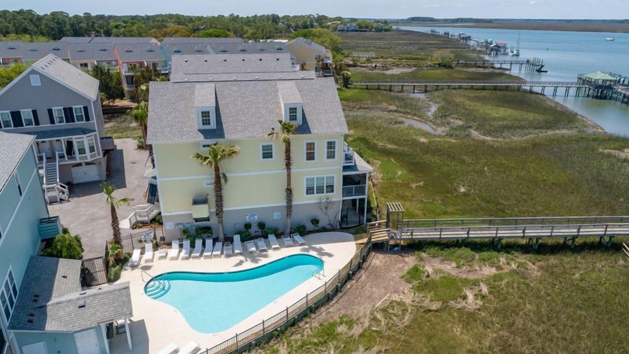 Photo of Outdoor in Waters Edge