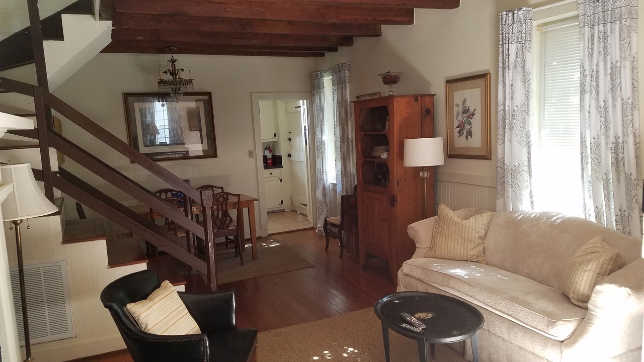 Photo of Livingroom in South of Broad