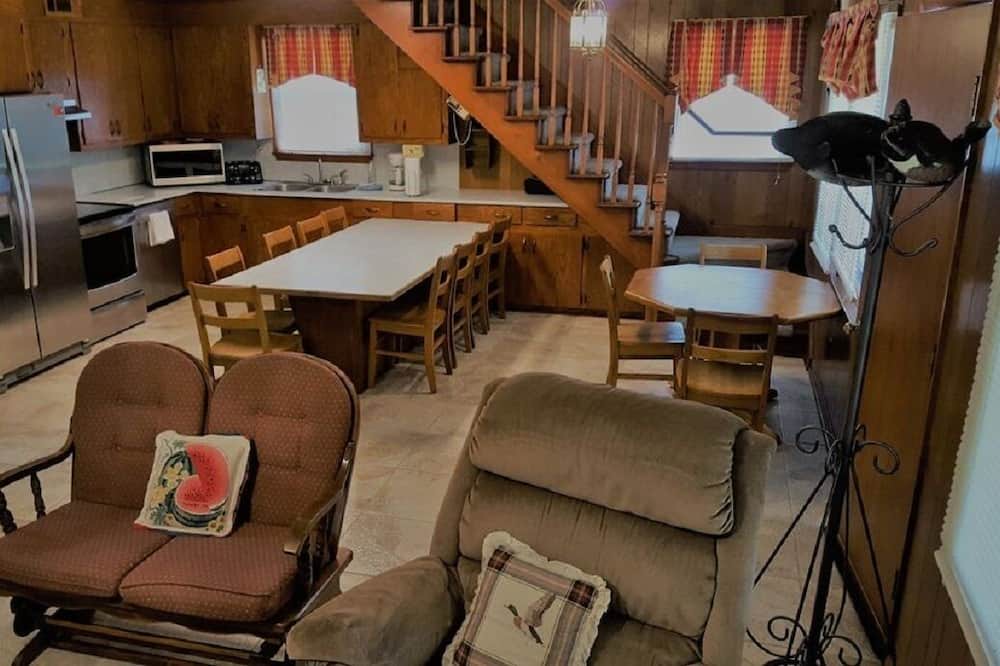 Photo of Livingroom in Summerton