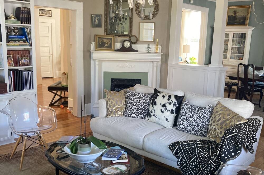 Photo of Livingroom in Shandon