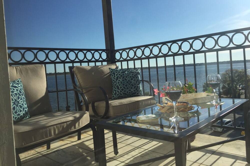 Photo of Patio Balcony in South of Broad