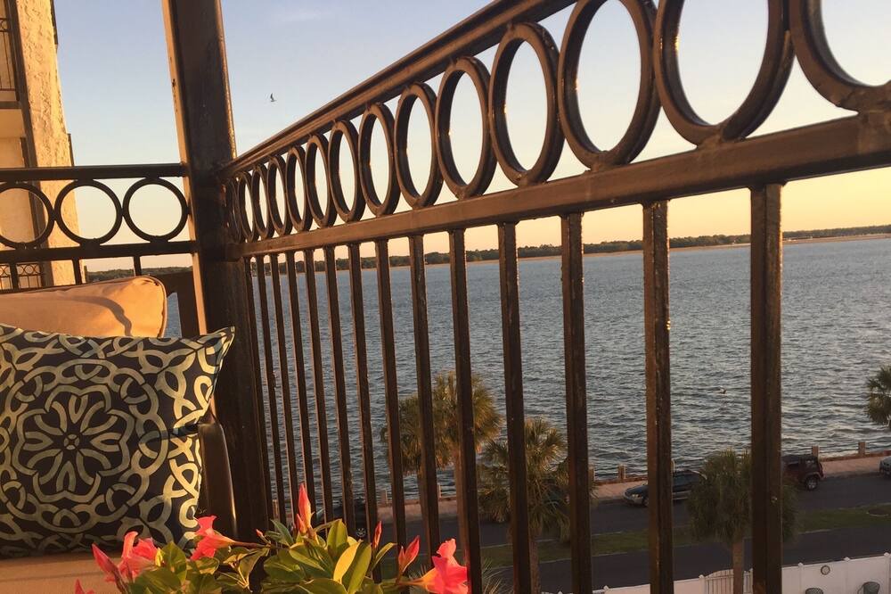 Photo of Patio Balcony in South of Broad