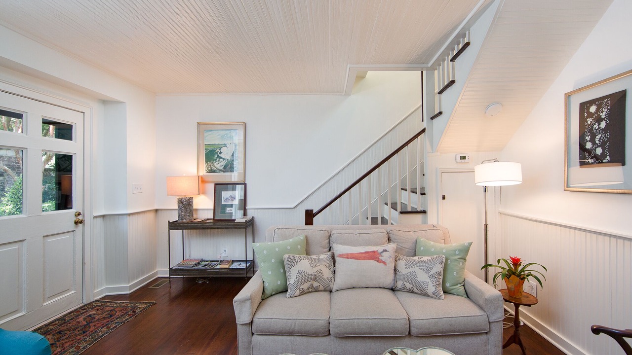 Photo of Livingroom in French Quarter