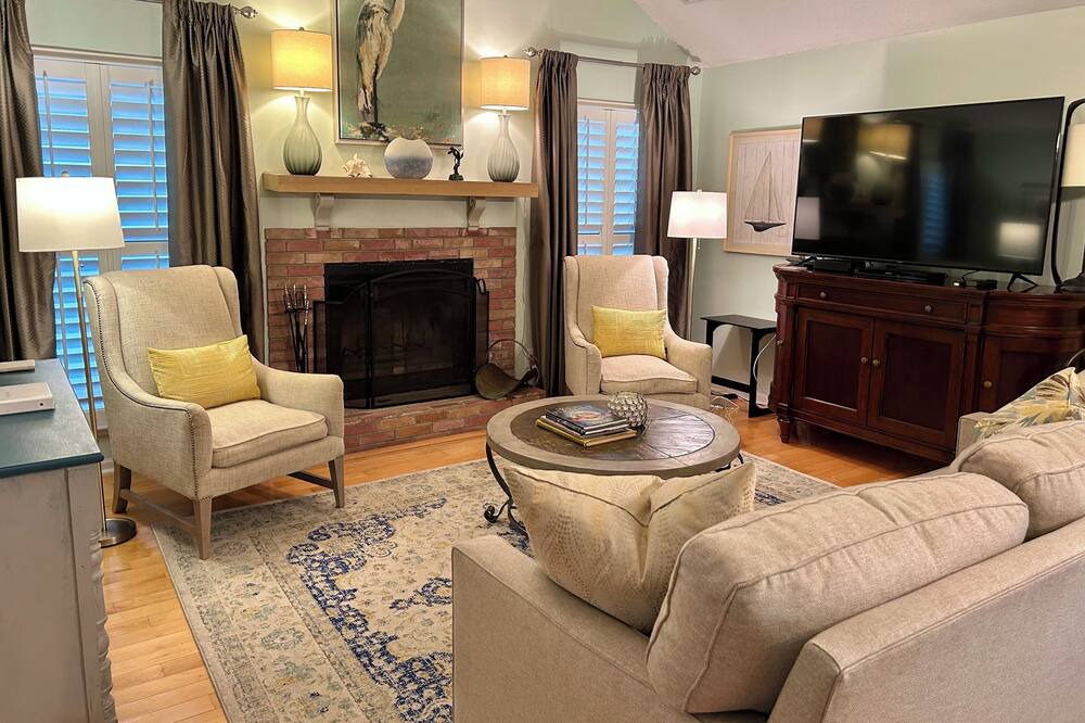 Photo of Livingroom in Old Village
