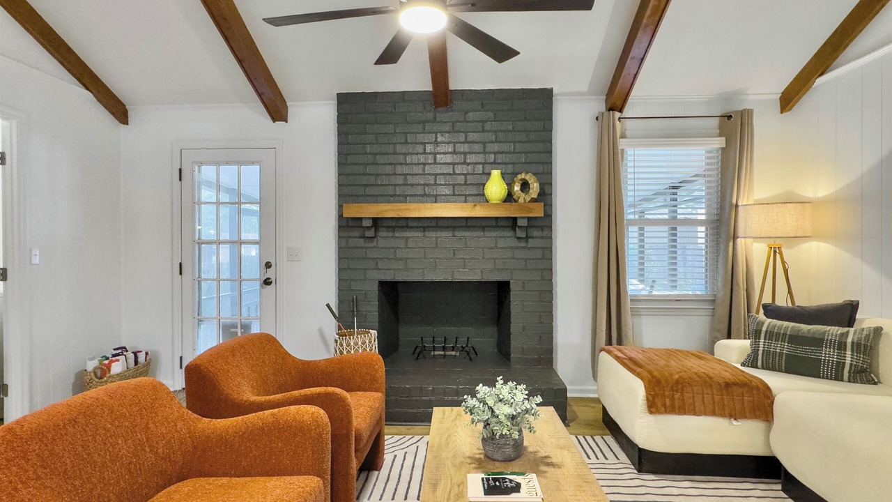 Photo of Livingroom in Lincolnville