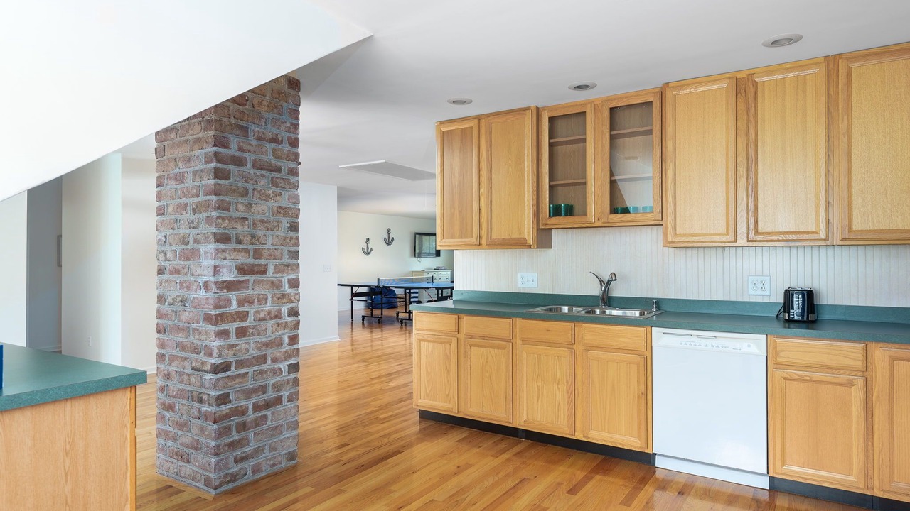 Photo of Kitchen in Sullivan's Island