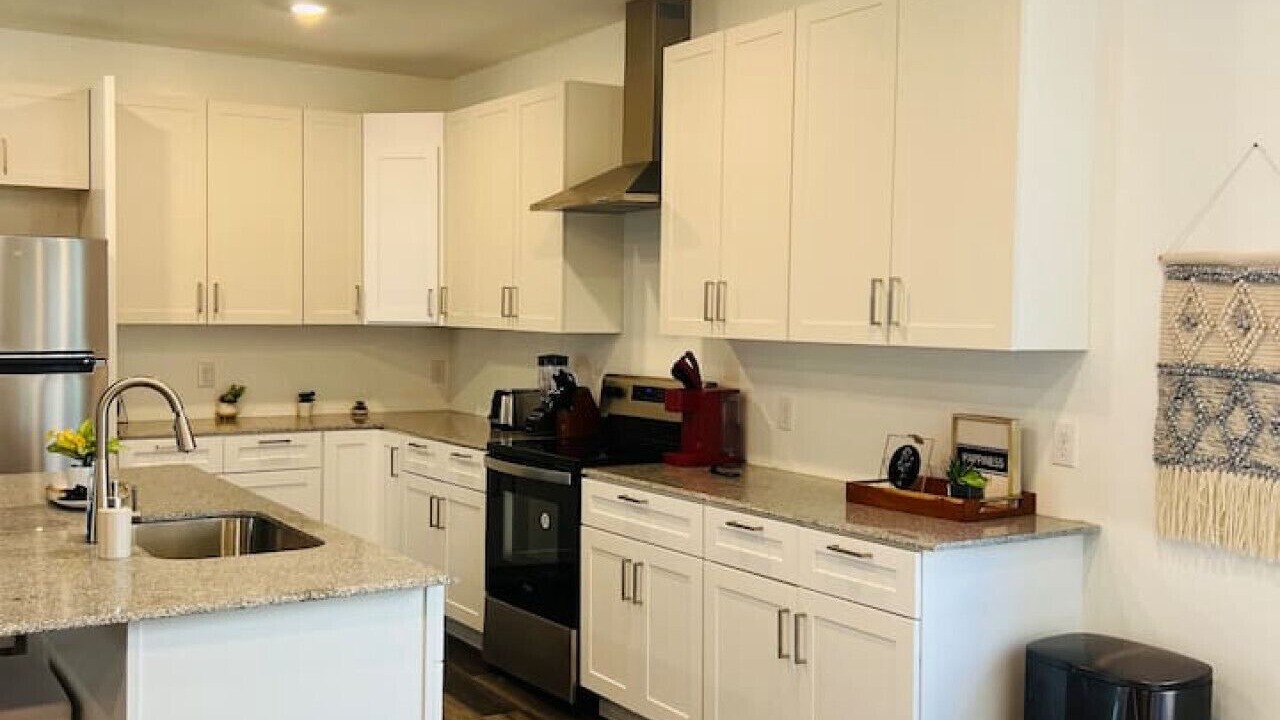Photo of Kitchen in Ponderosa - Wingate