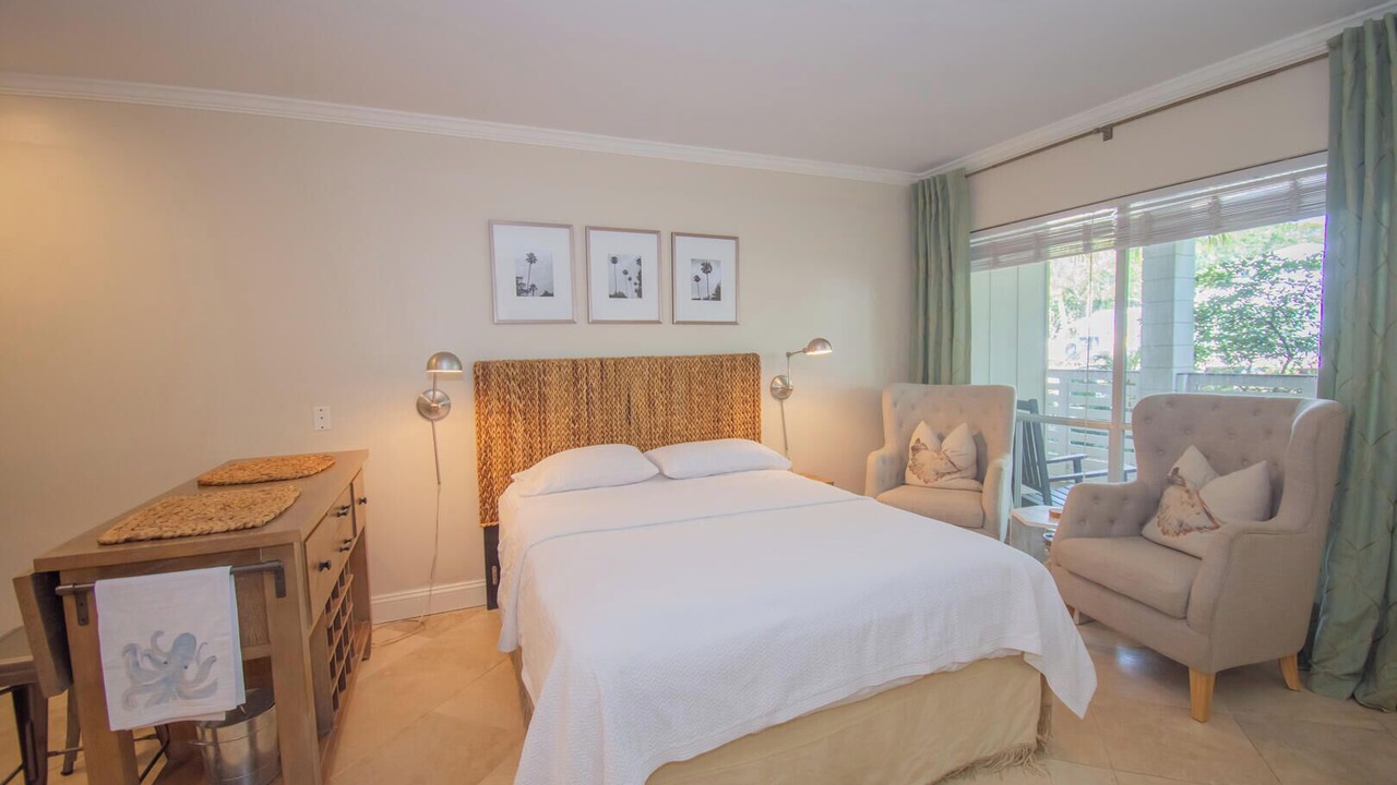 Photo of Bedroom in Saint Helena Island