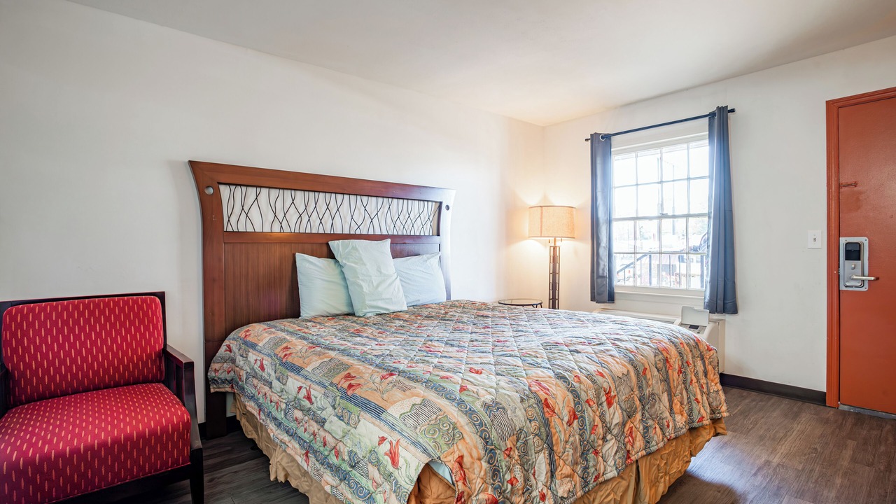 Photo of Bedroom in Walterboro - St. George