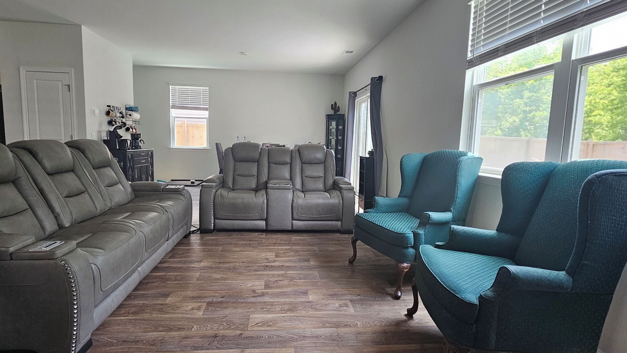 Photo of Livingroom in Johns Island