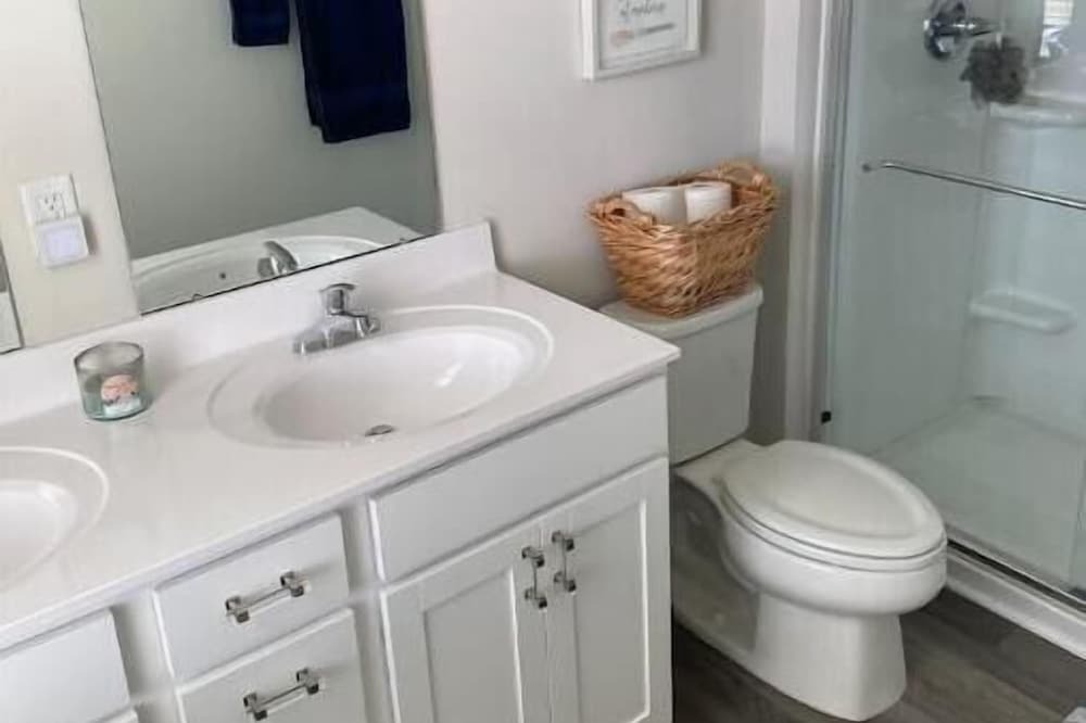 Photo of Bathroom in Troutman