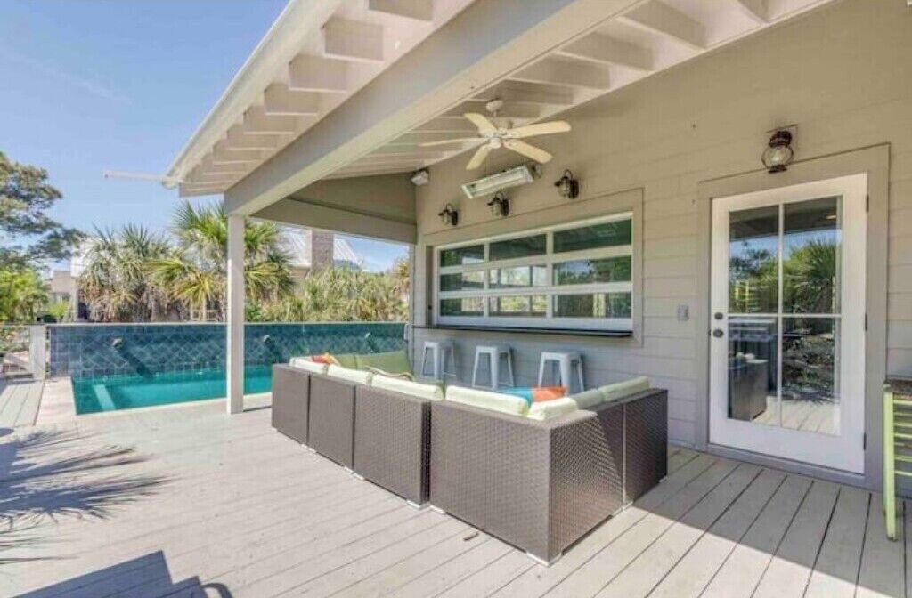 Photo of Patio Balcony in Sullivan's Island