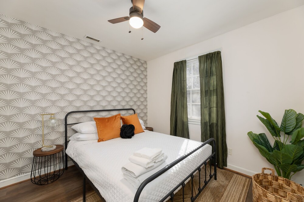 Photo of Bedroom in Rosewood
