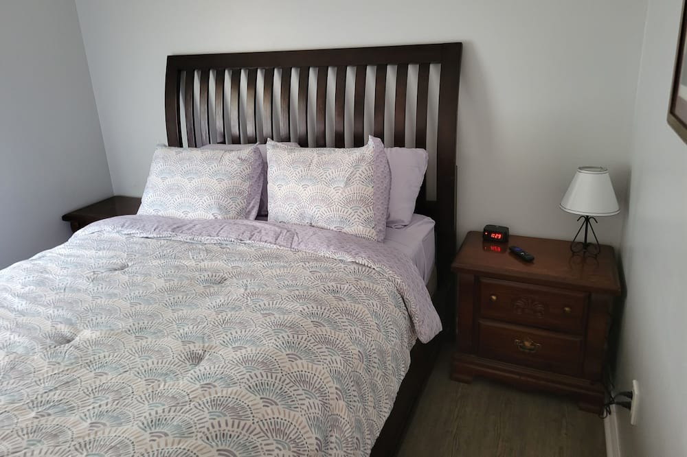 Photo of Bedroom in Goose Creek
