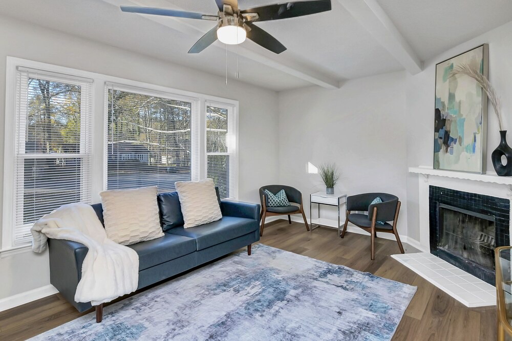 Photo of Livingroom in Irmo
