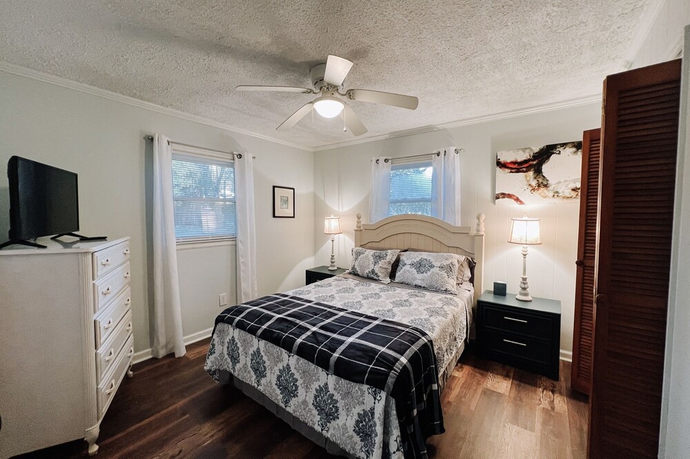 Photo of Bedroom in Mount Holly
