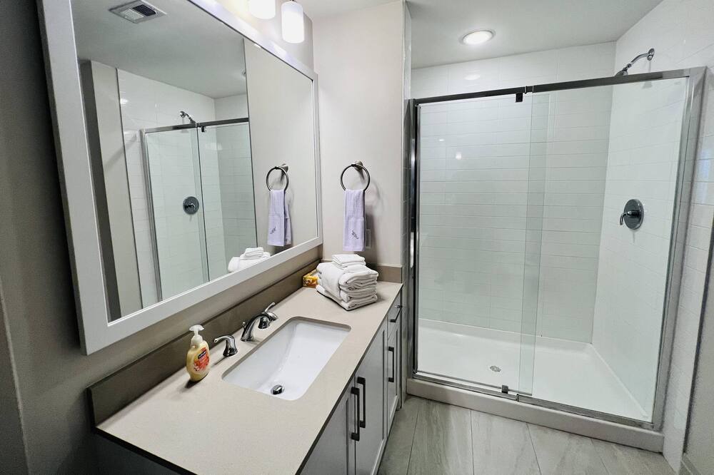 Photo of Bathroom in Downtown Charleston