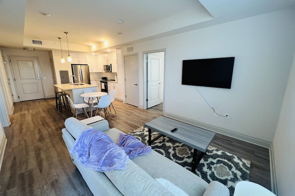 Photo of Livingroom in Downtown Charleston