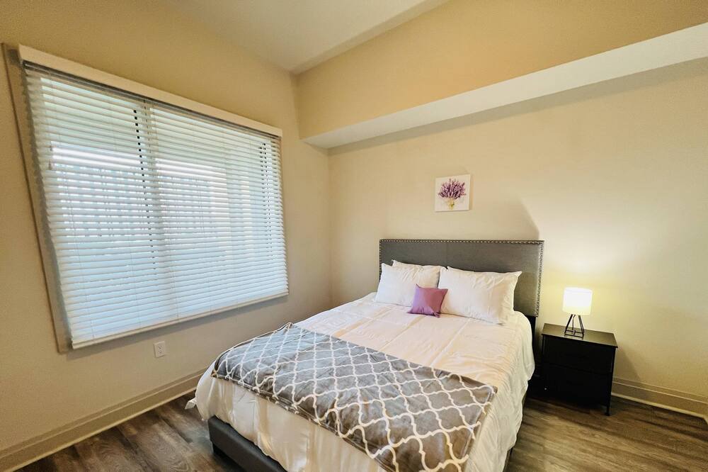 Photo of Bedroom in Downtown Charleston